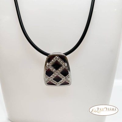 Nemesacél-bőr medálos nyaklánc - Aphrodite