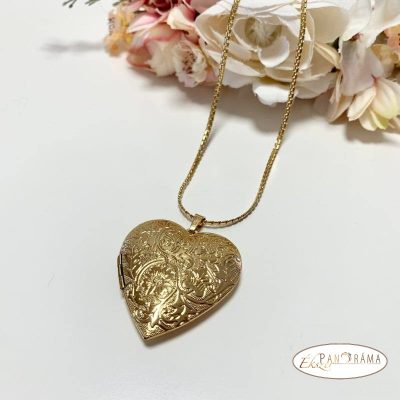 Nemesacél Aranyozott Nyaklánc nagy fényképtartós szív medállal - Heart