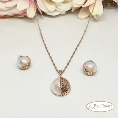 18K Gold Filled, antiallergén szett medálos nyaklánccal és fülbevalóval - Letti