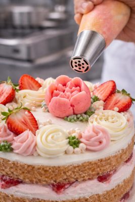 Orosz virágcső – rozsdamentes acél díszítőcső (klasszikus sziromminta)