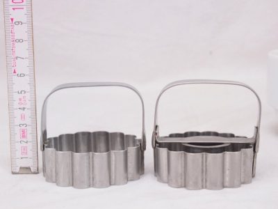 Linzerkiszúró, alsó-felső, 6 cm, rozsdamentes