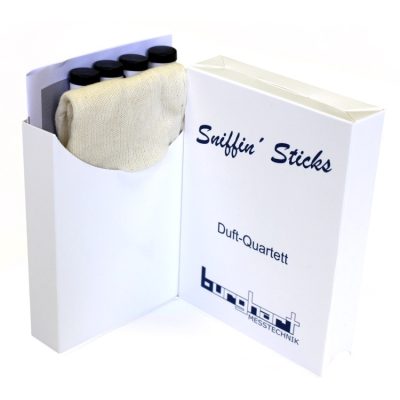 Szaglás tréning teszt 4 illattal