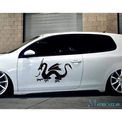 Tüzet hányó sárkány tuning matrica (30x46 cm)