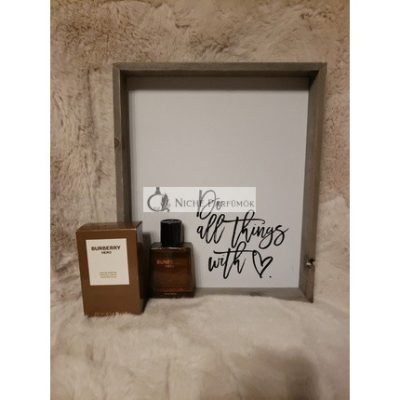 Burberry Hero Eau De Parfum Férfiaknak, 50ml