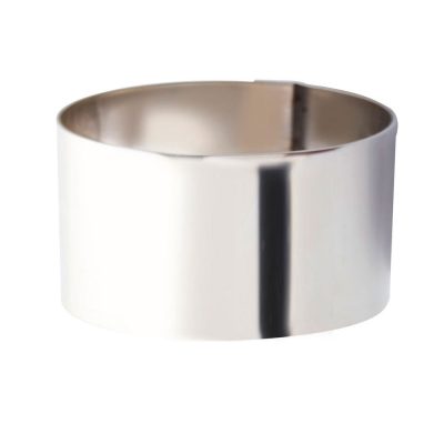 Tortakarika 160 átmérőjű és 60 mm magas, rozsdamentes a Martellato-tól