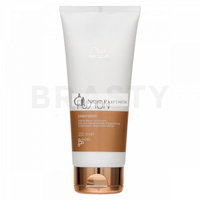 Wella Professionals Fusion Intense Repair Conditioner erősítő kondicionáló sérült hajra 200 ml