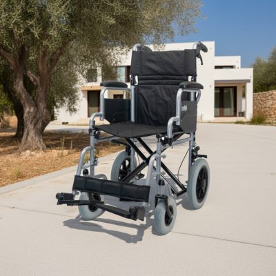 Transport kerekesszék Gemini 12" lehajtható háttámlával, segítő fékkel 81130X