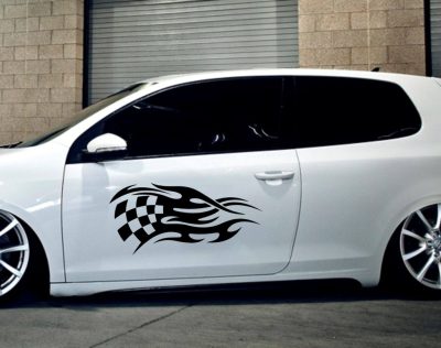 Tüzes versenyzászló matrica (30x63 cm)