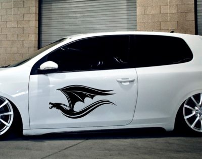 Repülő sárkány tuning matrica (30x61 cm)