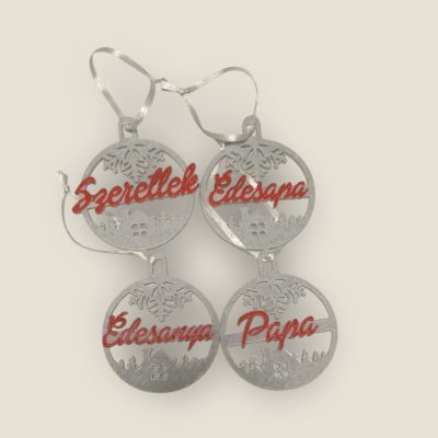 Névvel ellátott karácsonyfa dísz - Hópehely és ház