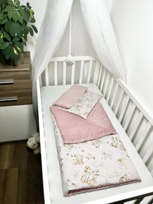 Bbaby 2 részes egybevarrt babaágynemű – Állatbarát Álom, rózsaszín és púder minky, állatmintás pamutvászon