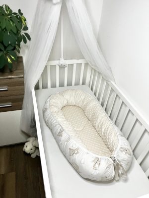 Bbaby babafészek – Álomfelhő Mackó Szivárványos, bézs minky és mackós pamutvászon