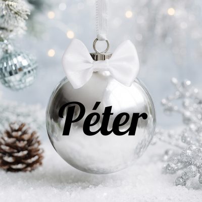 Egyedi karácsonyi gömb