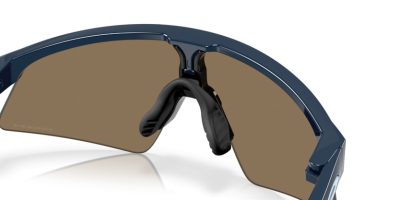 OAKLEY YOUTH SUN RESISTOR SWEEP 0OJ9015 901505 28 Napszemüveg