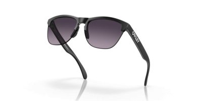 OAKLEY FROGSKINS LITE 0OO9374 937449 63 Napszemüveg