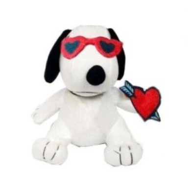 Snoopy plüssfigura 15 cm - szívecskés napszemüvegben