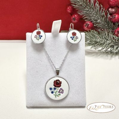 Eredeti Swanis® kristályos szett- Kalocsai francia kapcsos kerek szett