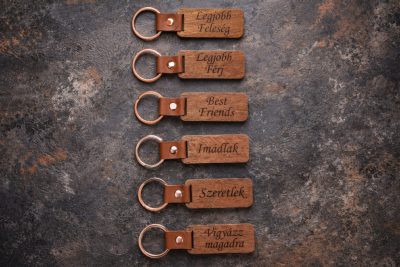 Retro Kulcstartó ( Egyedi)