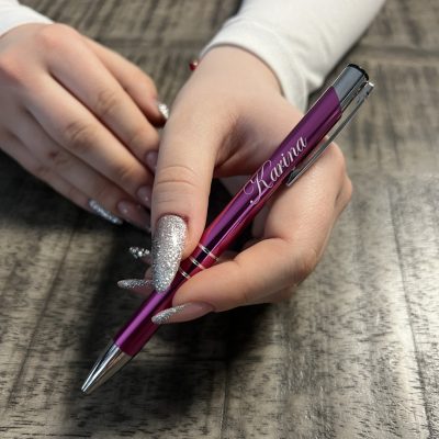 Gravírozott fém toll