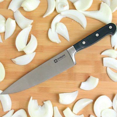 Kovácsolt szakácskés 20 cm-es vastag penge, fekete nyél