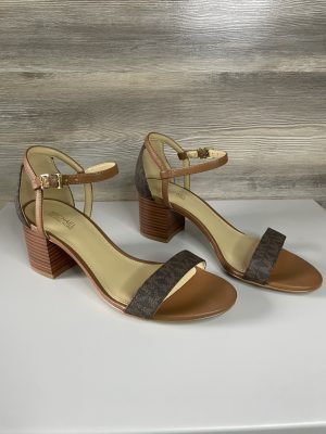 Michael Kors Simone szandál