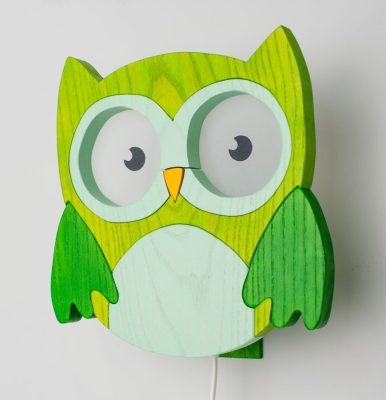 Bagoly zöld falilámpa - gyereklámpa fából