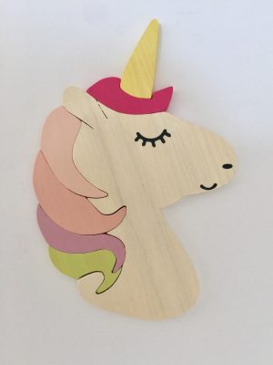 Egyszarvú bútordísz