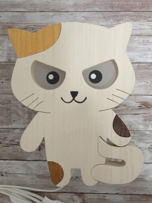 Cicás fali lámpa, Mérges cica ,fehér, barna foltos