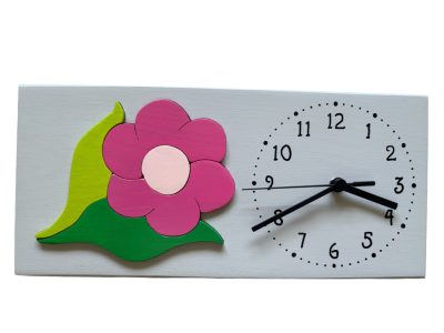 Virágos óra fából , szürke hátlappal