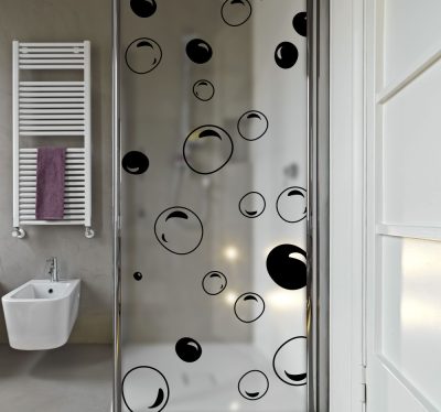 Buborék dekoráció zuhanyzóra