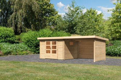 Karibu Trittau 3. Nagyméretű kerti ház 38mm-es falvastagsággal, oldal- és hátfallal rendelkező bővítménnyel/ terasszal, natúr fából 580,5 cm x 297 cm