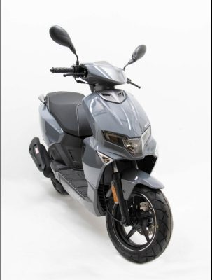 Linea Novo 4T, 49 ccm, injektoros