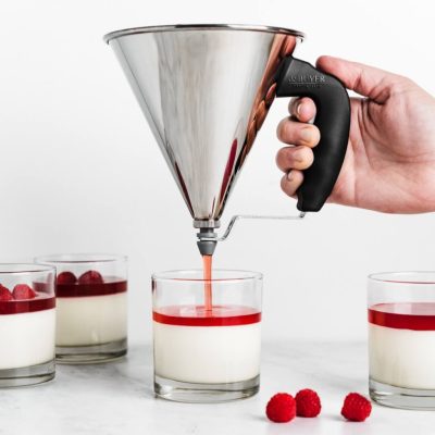 de Buyer Kwik Black Rozsdamentes Adagoló és Díszítő Tölcsér Állvánnyal, 0,8 l