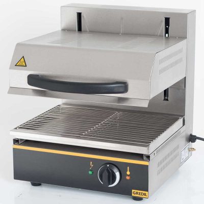 Gredil Professzionális Liftes Salamander Grill, 2.8 kW, 230 V – Állítható Fejes, 440x320 mm Sütőfelület