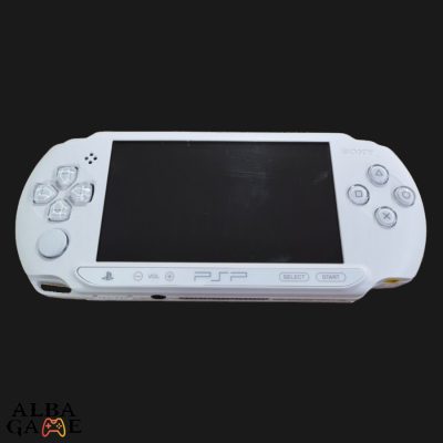 SONY PSP STREET (FEHÉR) MÓDOSÍTOTT 16 GB MEMÓRIAKÁRTYÁVAL + 6 DB JÁTÉK A GÉPEN - HASZNÁLT