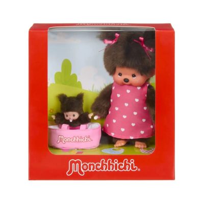 Moncsicsi plüss figura kisággyal és babával 20 cm
