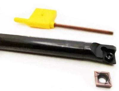 SCLCL06-S10K váltólapkás furat esztergakés 