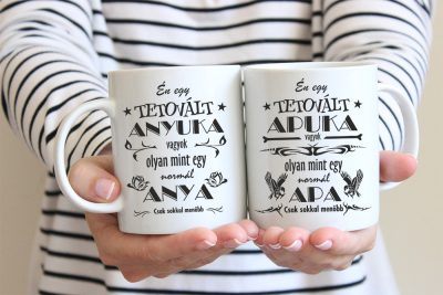Tetovált anyuka és apuka - páros bögre