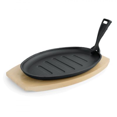 Ovális öntöttvas tálaló serpenyő fa álátéttel, 27x17,5x2 cm - Német minőség