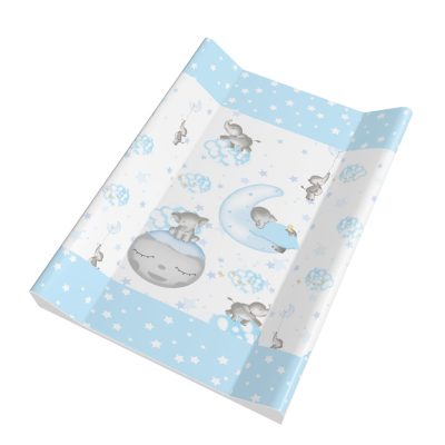 Bébi Elefánt – Pelenkázólap merev peremes 70×50 cm | Kék, holdon alvó kiselefánt mintával