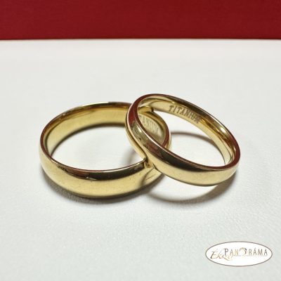 Titán acél karika gyűrű - Classic 4 mm