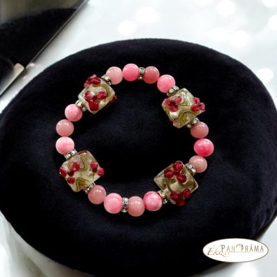 Ásványkő karkötő - rodokrozit üveggyönggyel