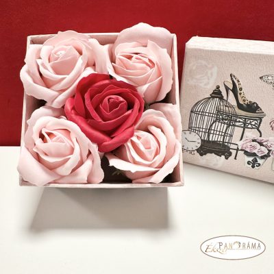 Szappanrózsa vintage dobozban- Rose