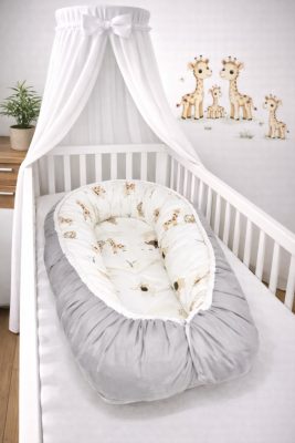 Szafari álom babafészek – pamut, szafari mintás és szürke oldalú, kifordítható