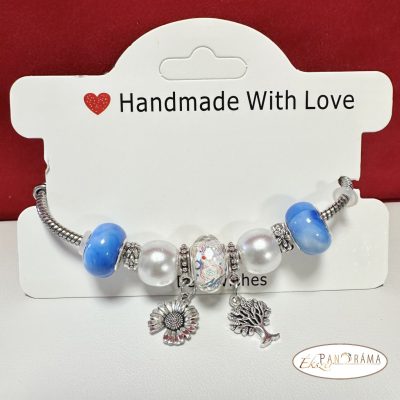 Pandorka karkötő, ezüst színű alapon 