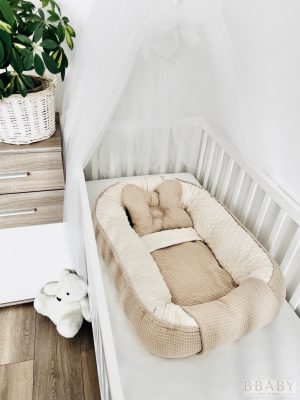 Georgia babafészek szett – mogyoró bézs waffle pamut és krém wellsoft anyagú, 3 részes