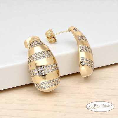 18K Gold Filled, bőrbarát, stiftes, beszúrós fülbevaló kristályokkal- Dorothea