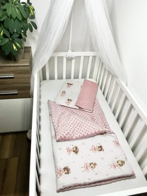 Bbaby 2 részes egybevarrt babaágynemű – Púdertánc minky, balerinás pamutvászon