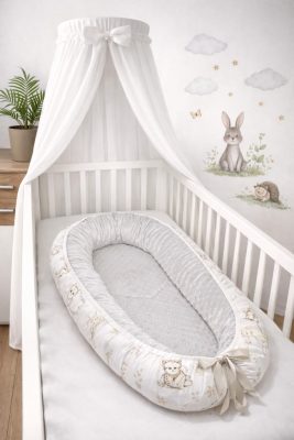 Bbaby babafészek – Afrikai Kaland, halványszürke minky és állatos pamutvászon, 68×85 cm