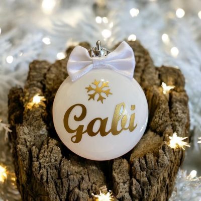 Karácsonyi gömb névvel fehér